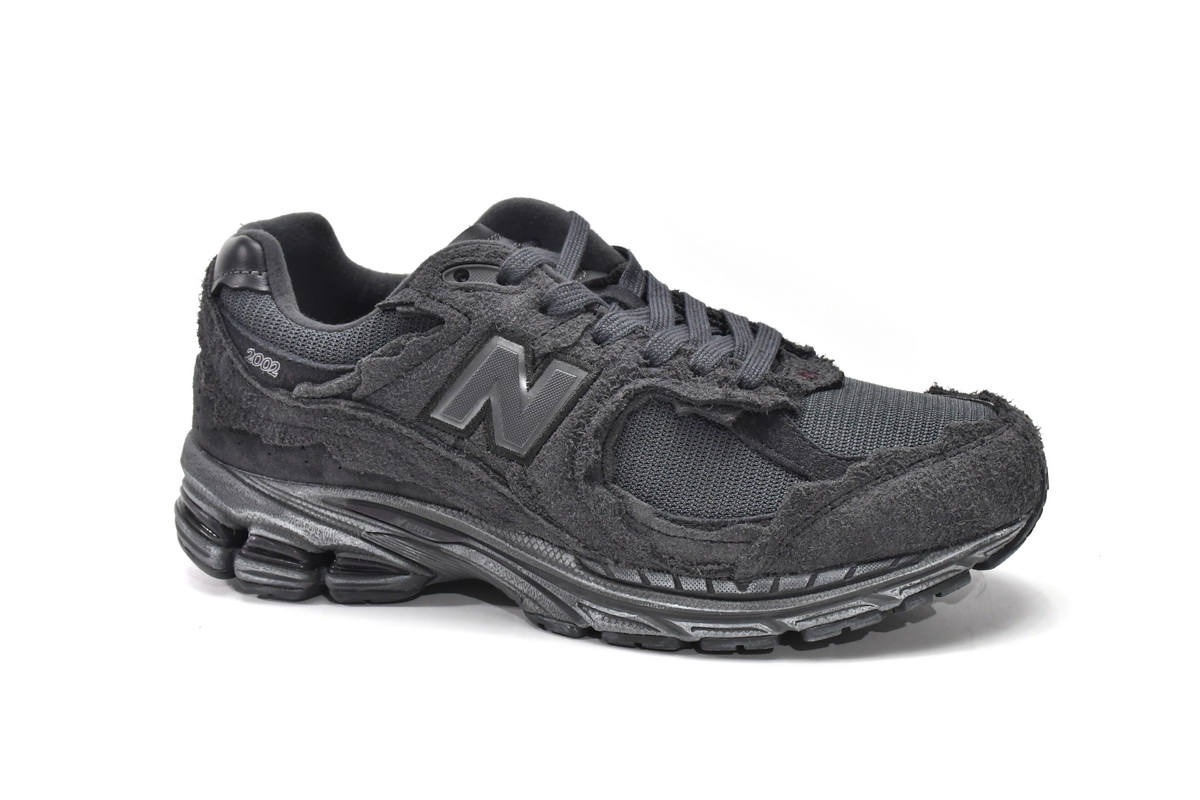 New Balance 2002R Protection Pack Phantom - Shop Now! New Balance 2002R Protection Pack Phantom - Shop Now!