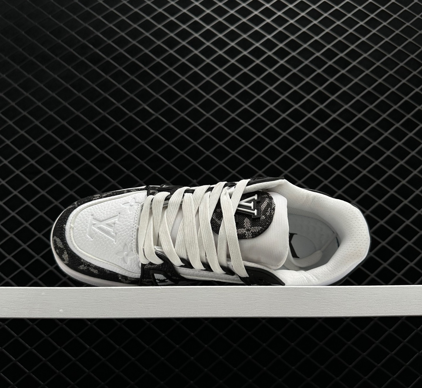 Louis Vuitton Trainer 'Denim Noir' 1A9JG6 - Premium Stylish Footwear Louis Vuitton Trainer 'Denim Noir' 1A9JG6 - Premium Stylish Footwear