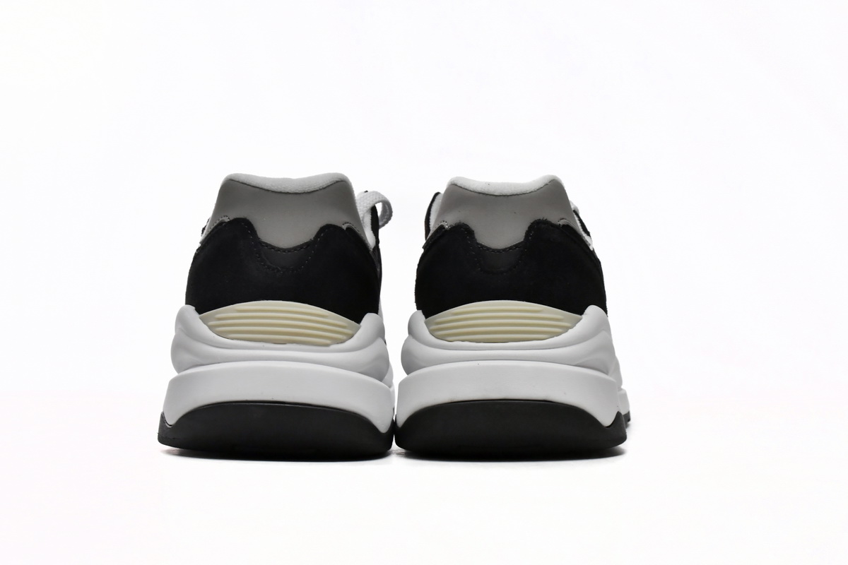 New Balance 57/40 'Black White' M5740CB - Stylish and Versatile Sneakers New Balance 57/40 'Black White' M5740CB - Stylish and Versatile Sneakers