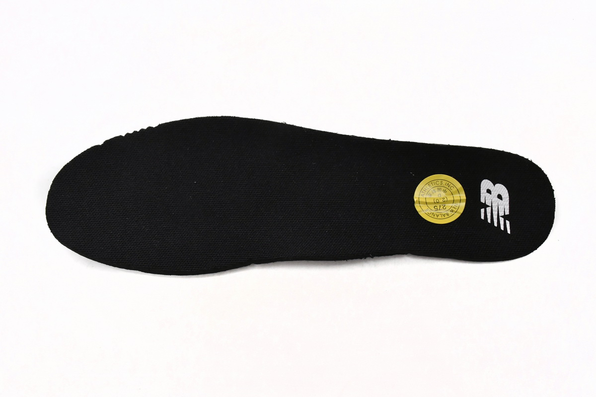 New Balance 57/40 'Black White' M5740CB - Stylish and Versatile Sneakers New Balance 57/40 'Black White' M5740CB - Stylish and Versatile Sneakers