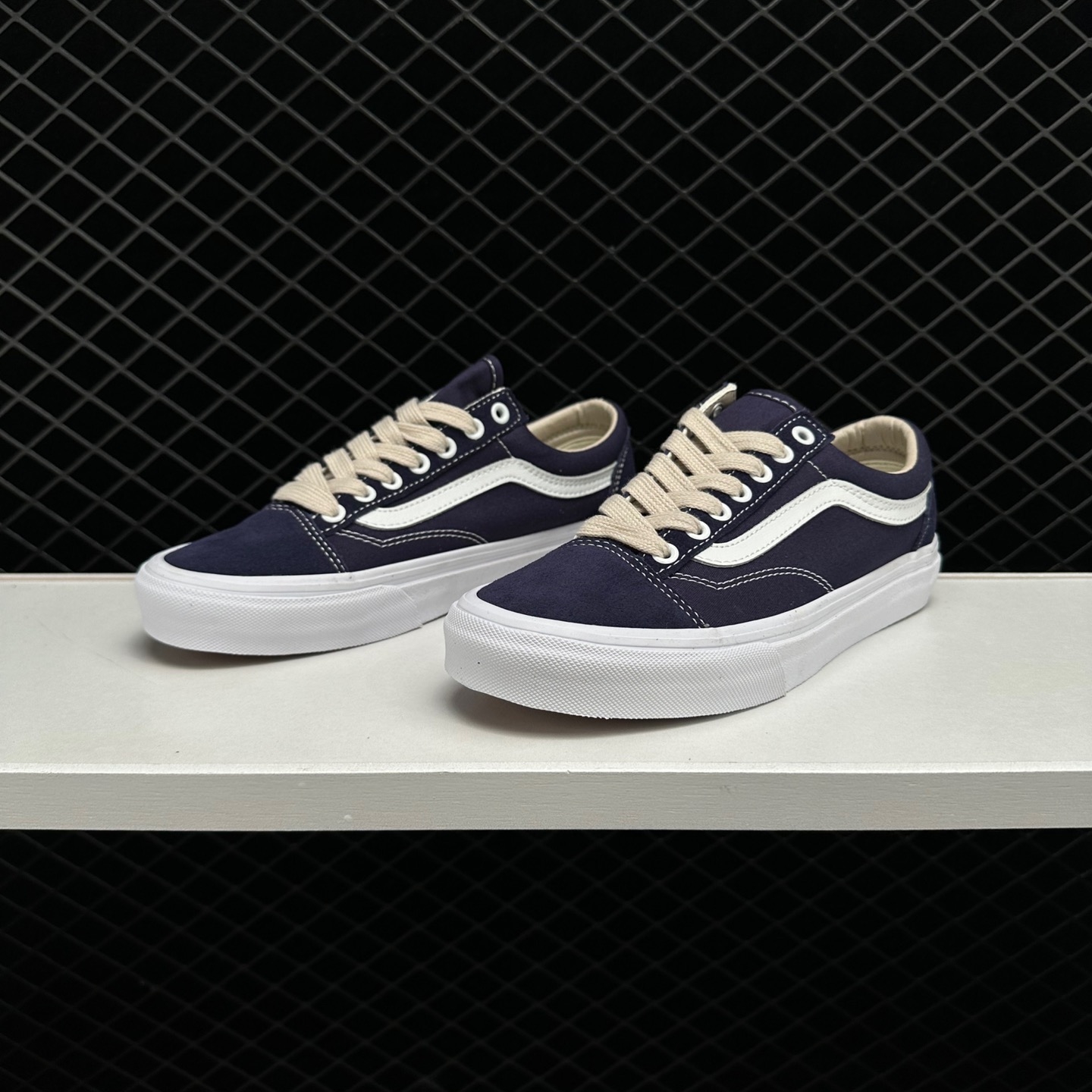 Vans Fuzzy Lace Style 36 Blue - Trendy and Comfy Footwear Vans Fuzzy Lace Style 36 Blue - Trendy and Comfy Footwear