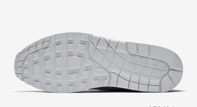 Nike Air Max 1 City Pack 'London' CV1639-001 - Stylish and Iconic London-Themed Sneakers in Limited Edition Nike Air Max 1 City Pack 'London' CV1639-001 - Stylish and Iconic London-Themed Sneakers in Limited Edition