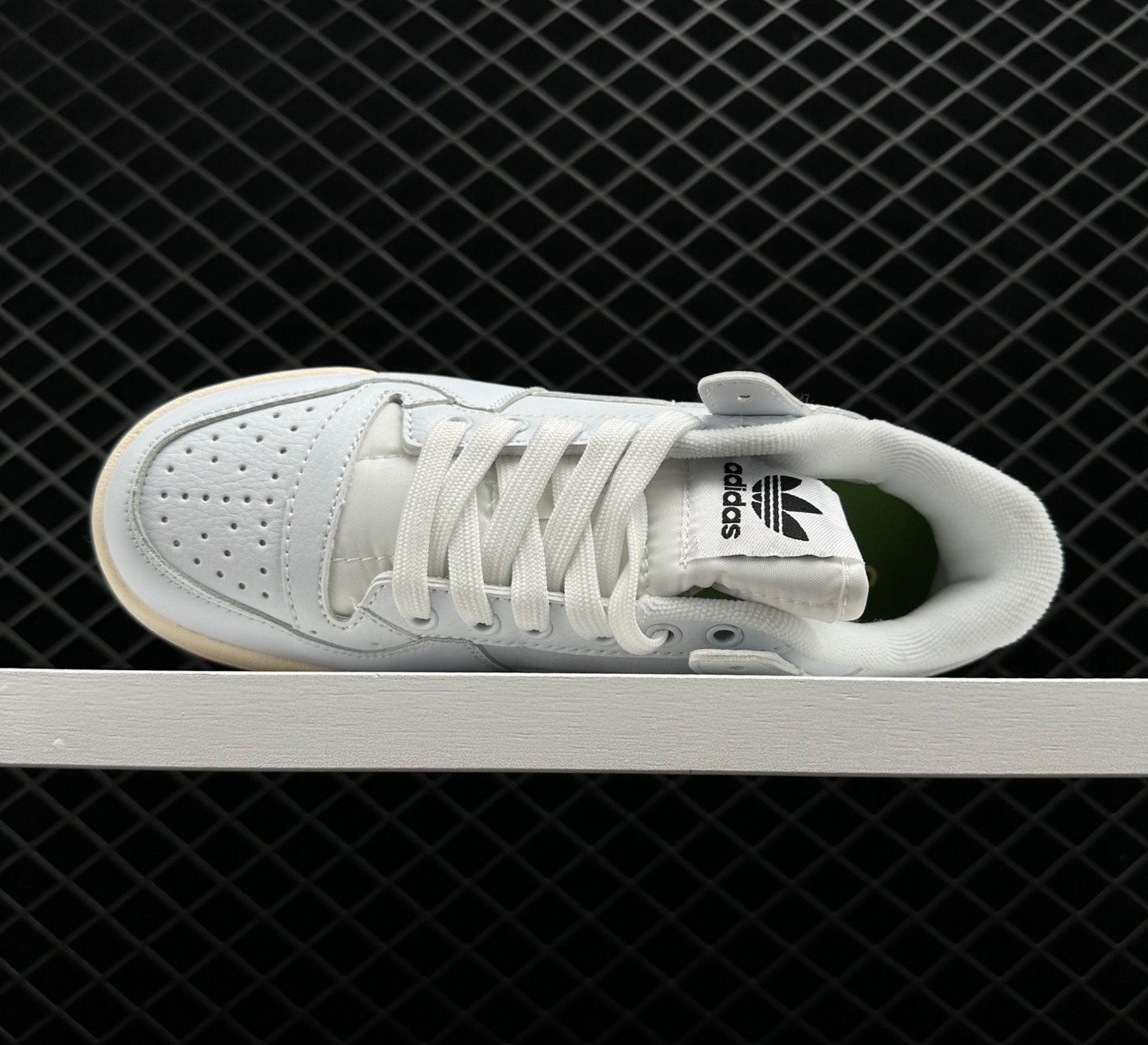 Adidas Forum 84 Low ADV - White Shadow Olive Sneakers GW3180 Adidas Forum 84 Low ADV - White Shadow Olive Sneakers GW3180