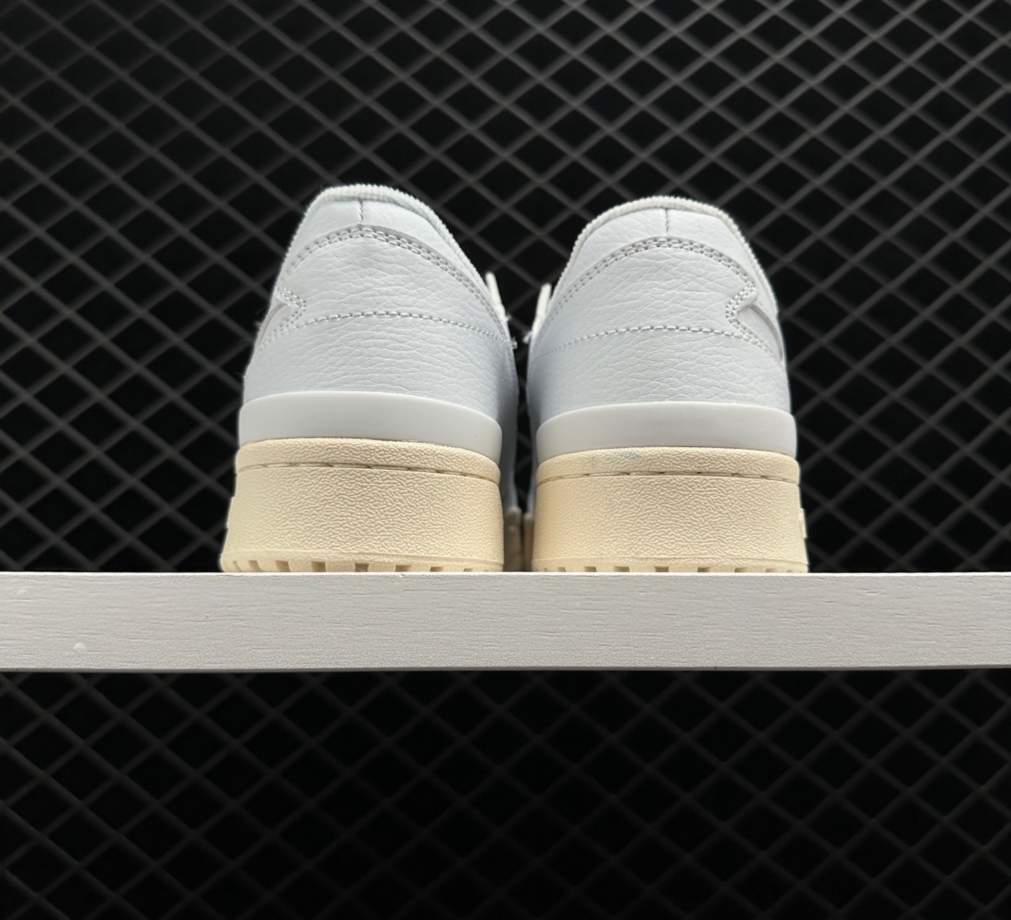 Adidas Forum 84 Low ADV - White Shadow Olive Sneakers GW3180 Adidas Forum 84 Low ADV - White Shadow Olive Sneakers GW3180