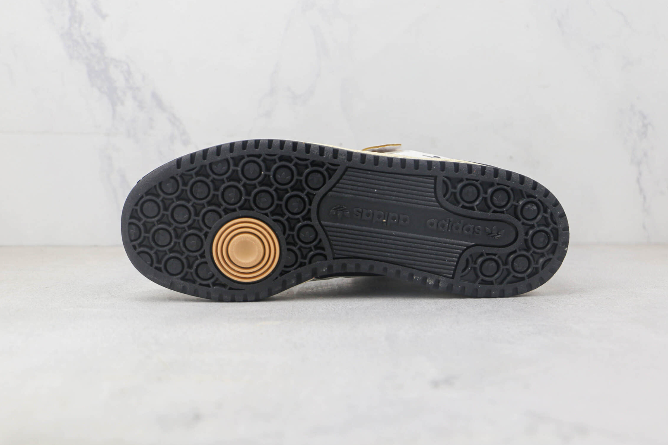 Adidas Originals Forum 84 Low 'Cream Black' HR2007 - Shop Now! Adidas Originals Forum 84 Low 'Cream Black' HR2007 - Shop Now!