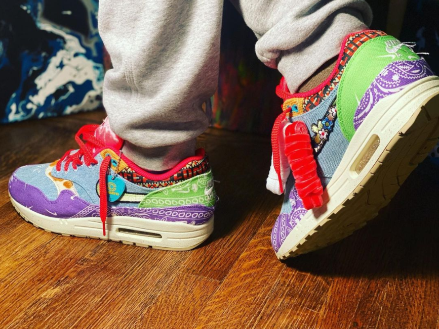 Concepts x Nike Air Max 1 Low-Top FuchsiaBlue DN1803-500: Premium Sneakers for Unmatched Style Concepts x Nike Air Max 1 Low-Top FuchsiaBlue DN1803-500: Premium Sneakers for Unmatched Style