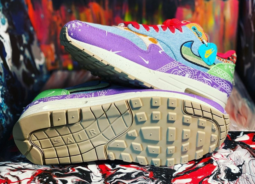 Concepts x Nike Air Max 1 Low-Top FuchsiaBlue DN1803-500: Premium Sneakers for Unmatched Style Concepts x Nike Air Max 1 Low-Top FuchsiaBlue DN1803-500: Premium Sneakers for Unmatched Style