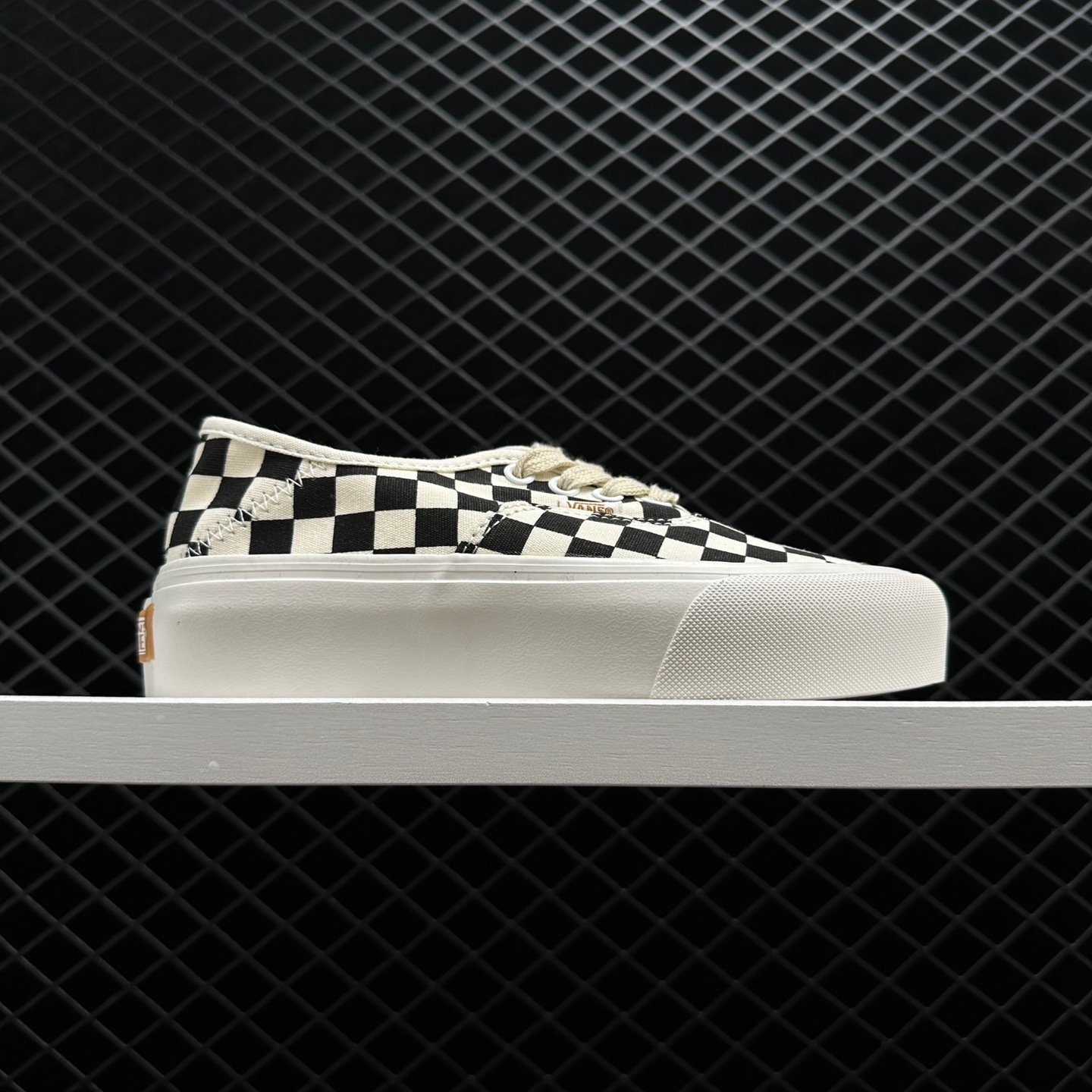Vans Authentic Checkerboard Black White VN0A3MU642E - Classic Design for Skate and Street Vans Authentic Checkerboard Black White VN0A3MU642E - Classic Design for Skate and Street