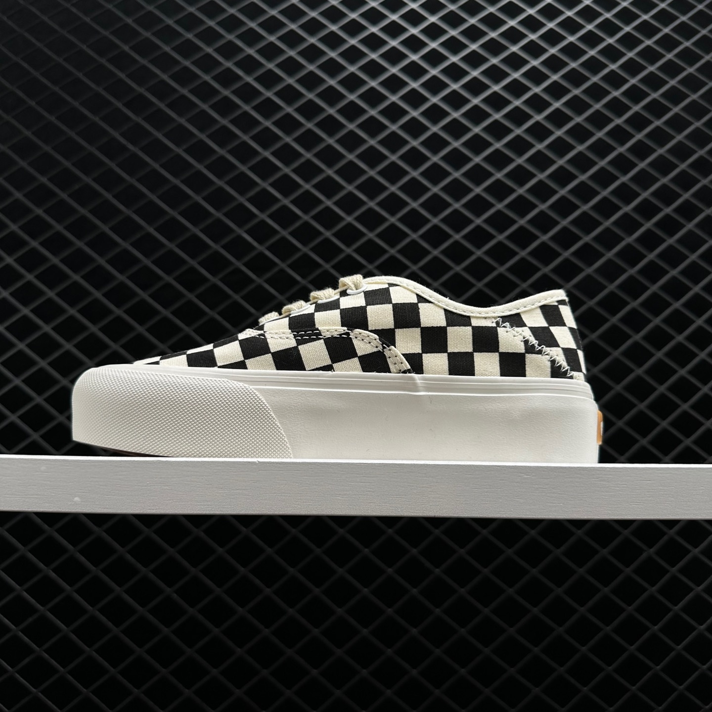 Vans Authentic Checkerboard Black White VN0A3MU642E - Classic Design for Skate and Street Vans Authentic Checkerboard Black White VN0A3MU642E - Classic Design for Skate and Street