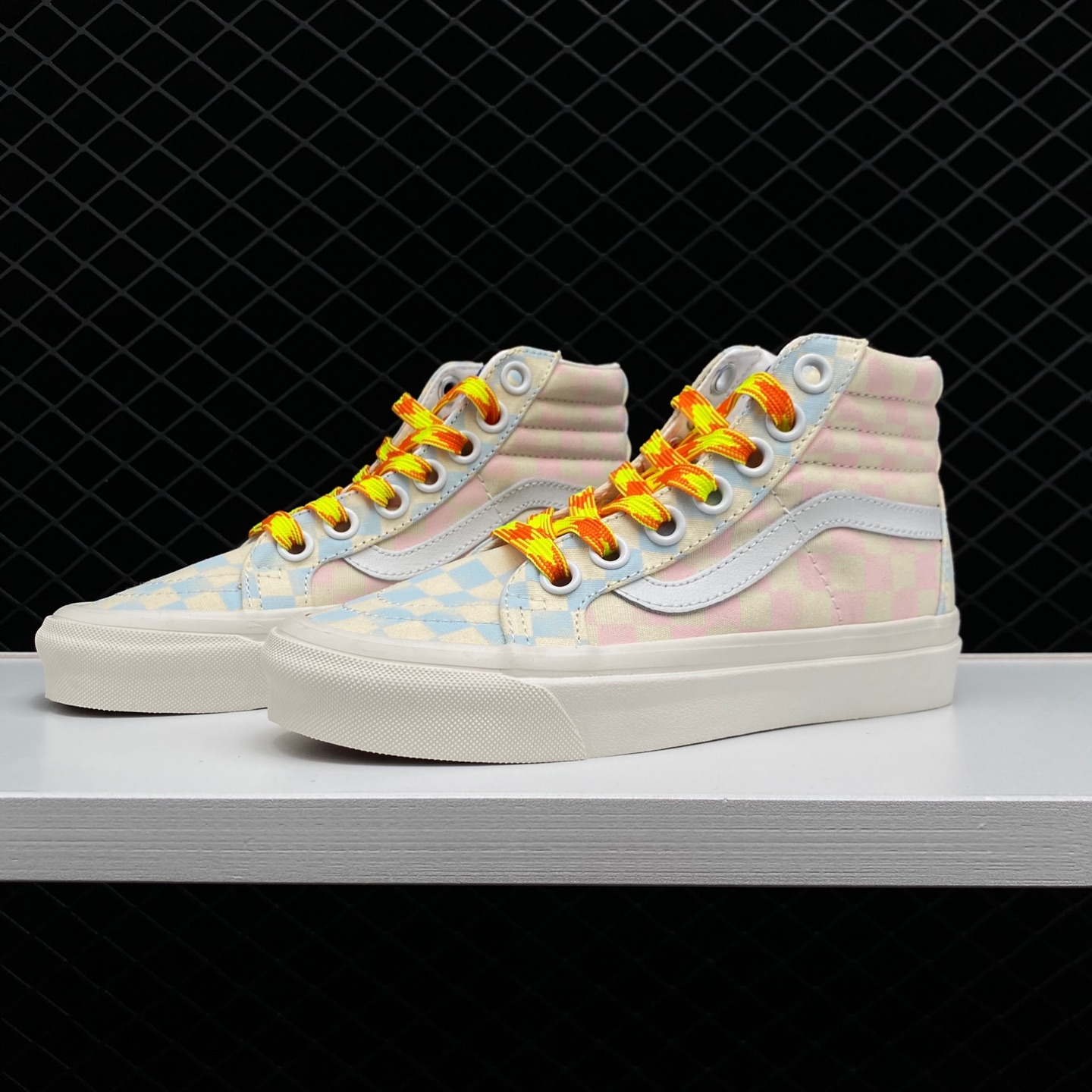 Vans SK8-HI 38 Blue Pink White VN0A5KRIB37 | Limited Edition Classic Sneakers Vans SK8-HI 38 Blue Pink White VN0A5KRIB37 | Limited Edition Classic Sneakers