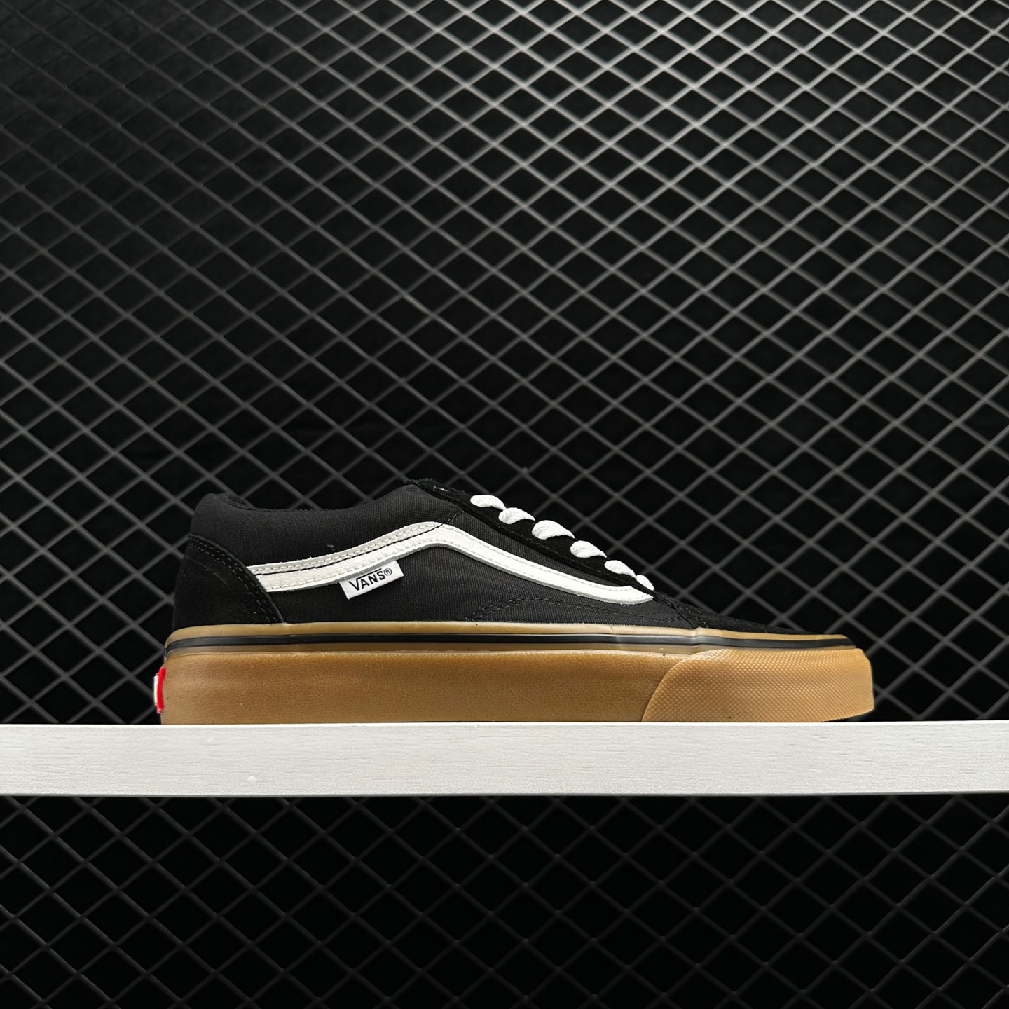 Vans Old Skool Pro 'Black' - Sleek and Stylish Skateboarding Shoes Vans Old Skool Pro 'Black' - Sleek and Stylish Skateboarding Shoes