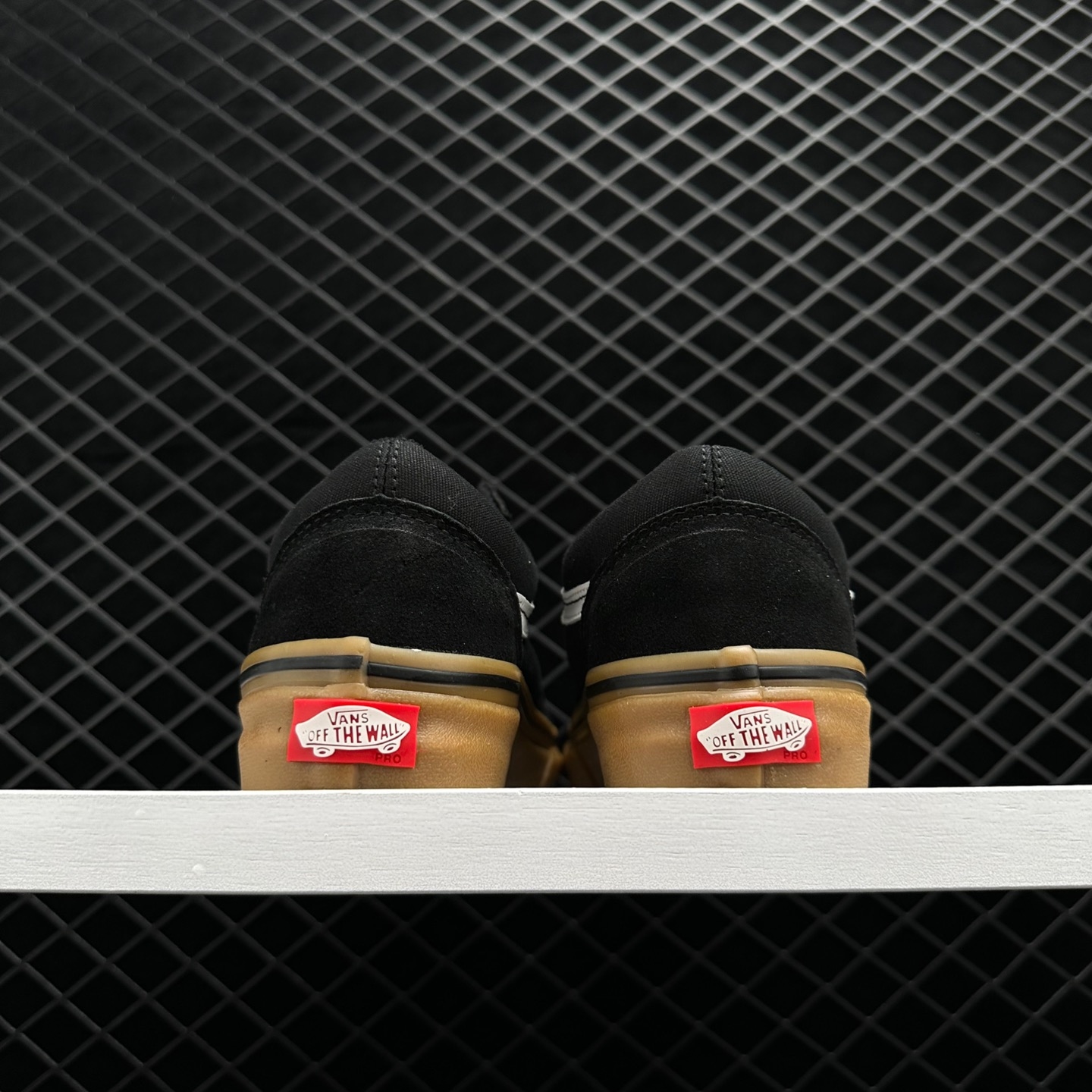 Vans Old Skool Pro 'Black' - Sleek and Stylish Skateboarding Shoes Vans Old Skool Pro 'Black' - Sleek and Stylish Skateboarding Shoes