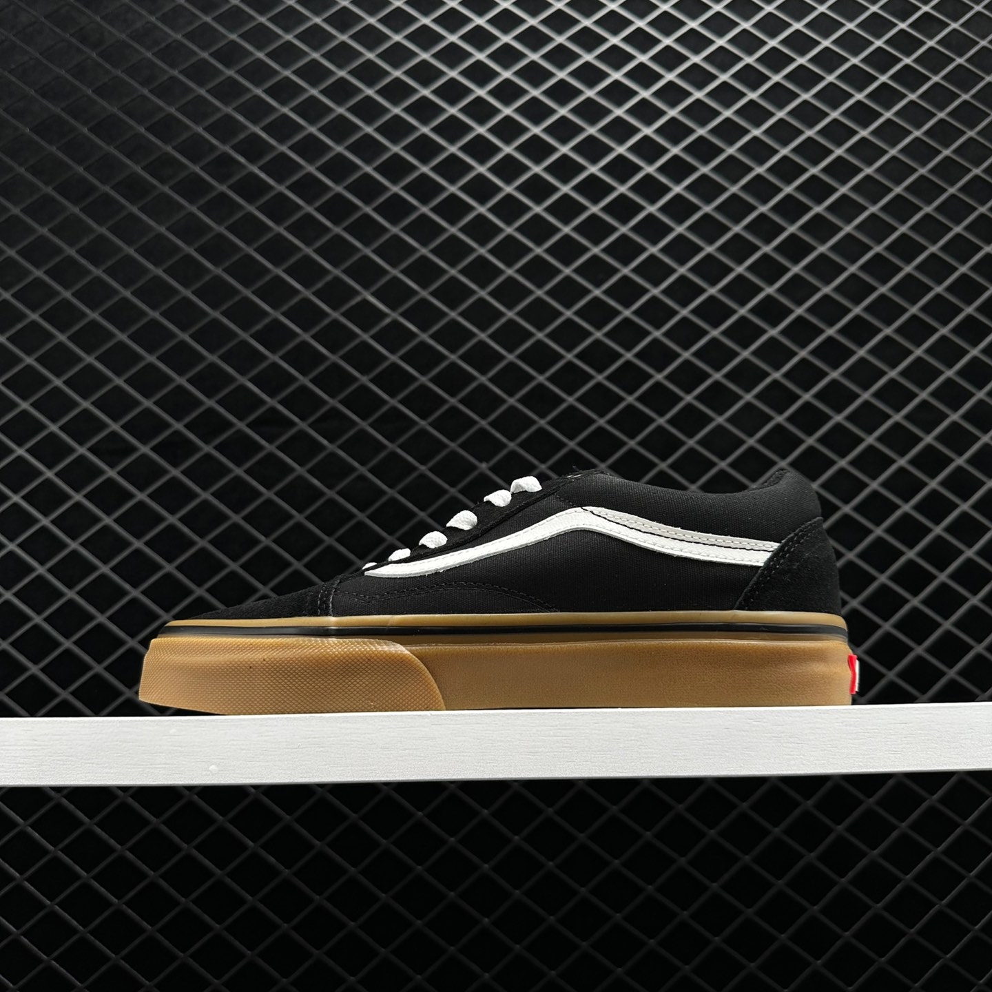 Vans Old Skool Pro 'Black' - Sleek and Stylish Skateboarding Shoes Vans Old Skool Pro 'Black' - Sleek and Stylish Skateboarding Shoes