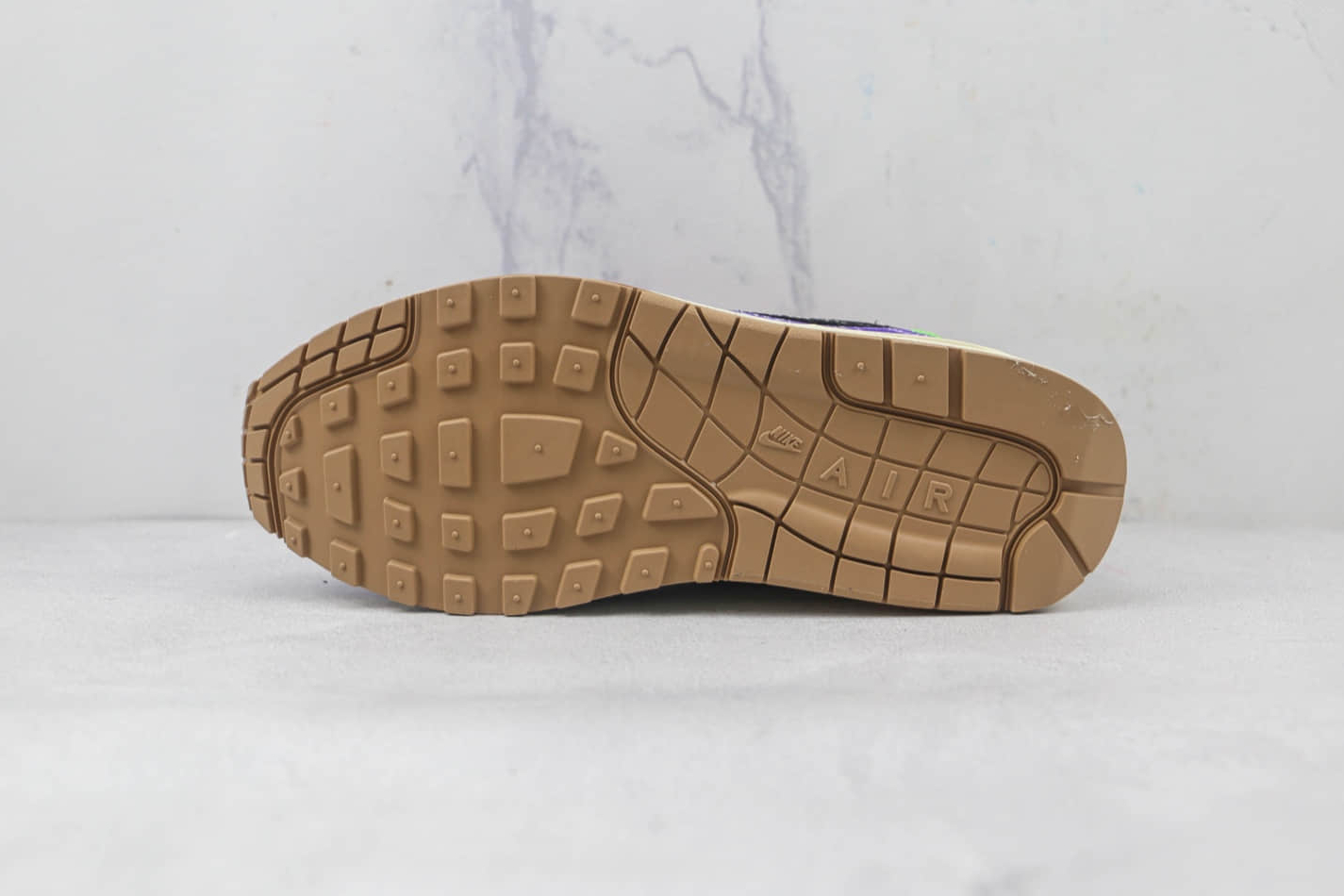 Concepts x Nike Air Max 1 Low-Top FuchsiaBlue DN1803-500 - Premium Sneakers for Sale Concepts x Nike Air Max 1 Low-Top FuchsiaBlue DN1803-500 - Premium Sneakers for Sale