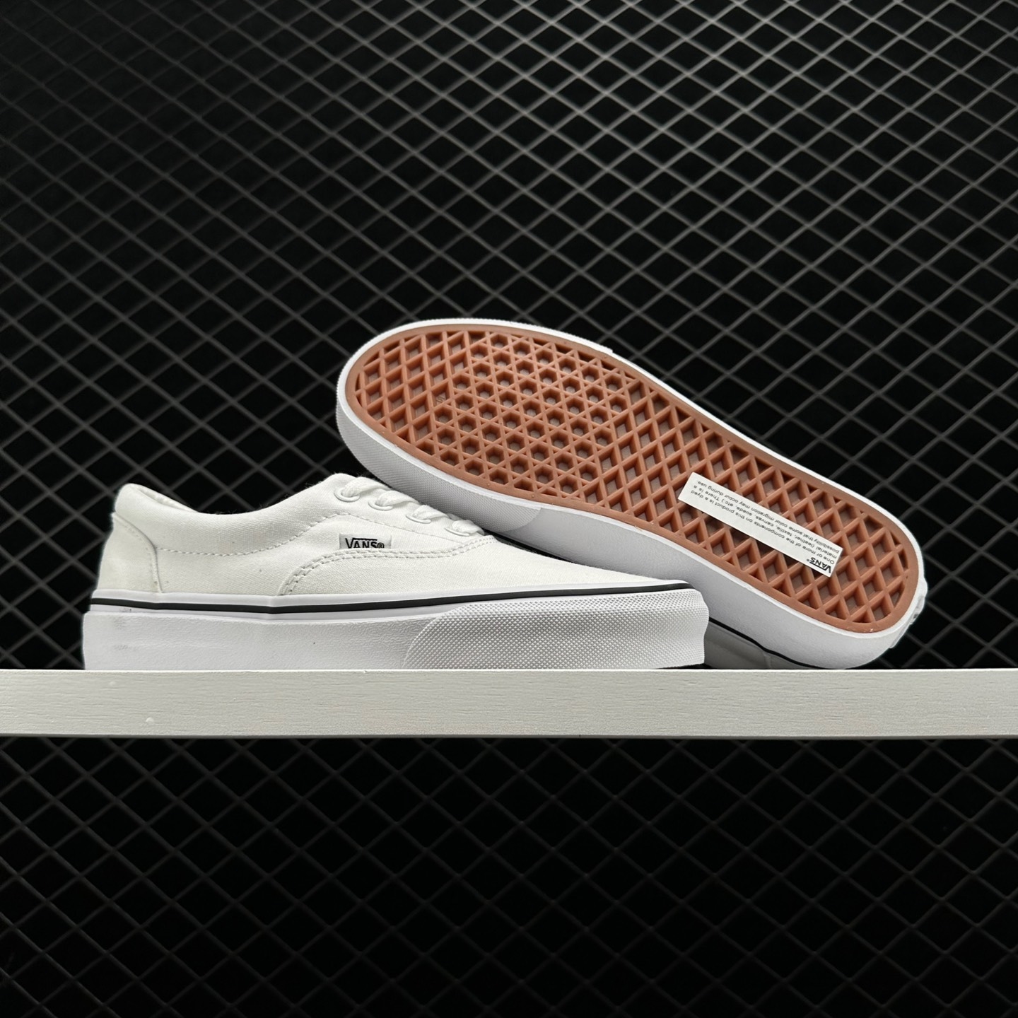 Vans Era 'True White' VN000EWZW00 - Classic Sneakers for Men Vans Era 'True White' VN000EWZW00 - Classic Sneakers for Men