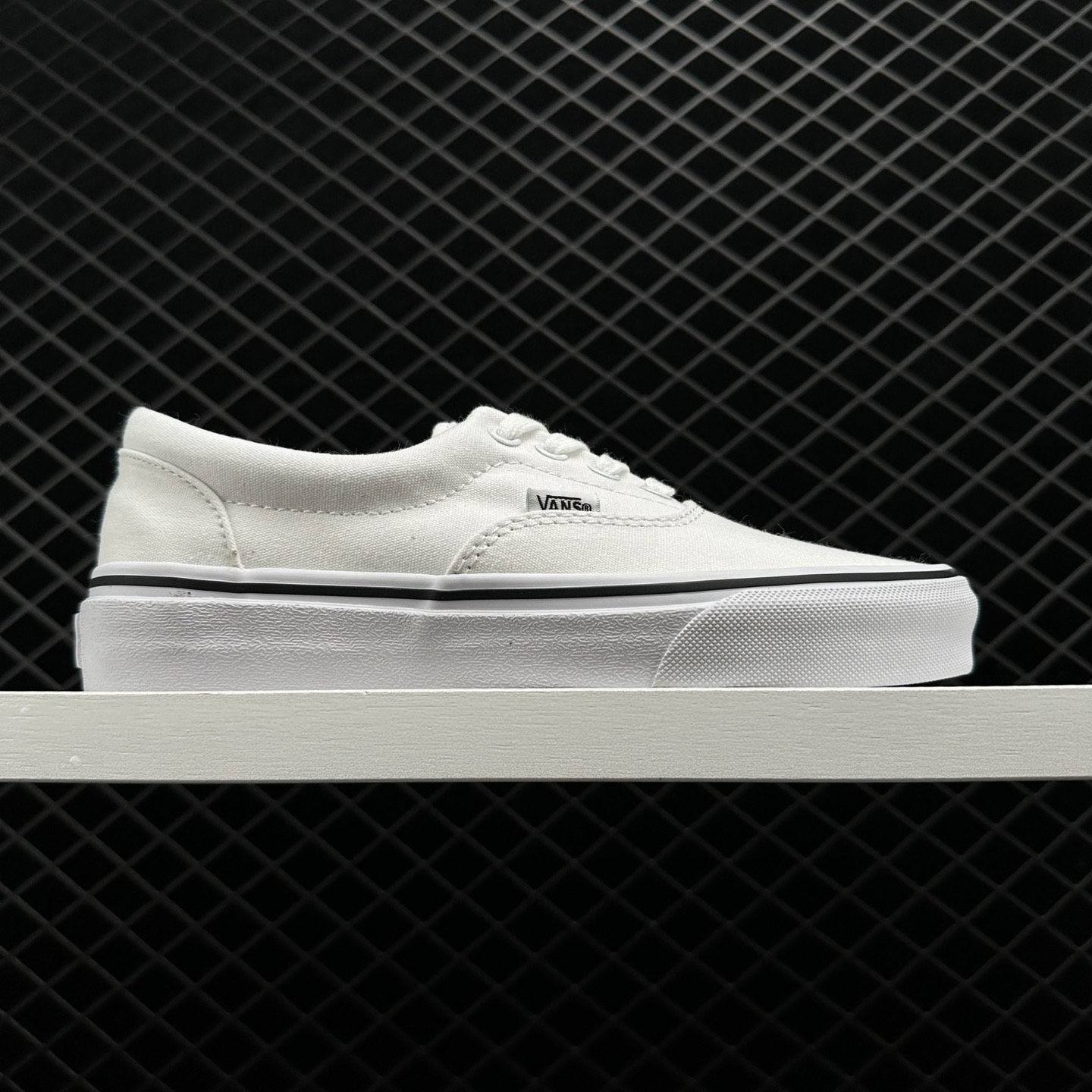 Vans Era 'True White' VN000EWZW00 - Classic Sneakers for Men Vans Era 'True White' VN000EWZW00 - Classic Sneakers for Men