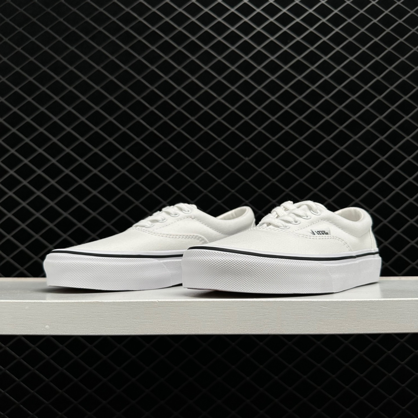 Vans Era 'True White' VN000EWZW00 - Classic Sneakers for Men Vans Era 'True White' VN000EWZW00 - Classic Sneakers for Men