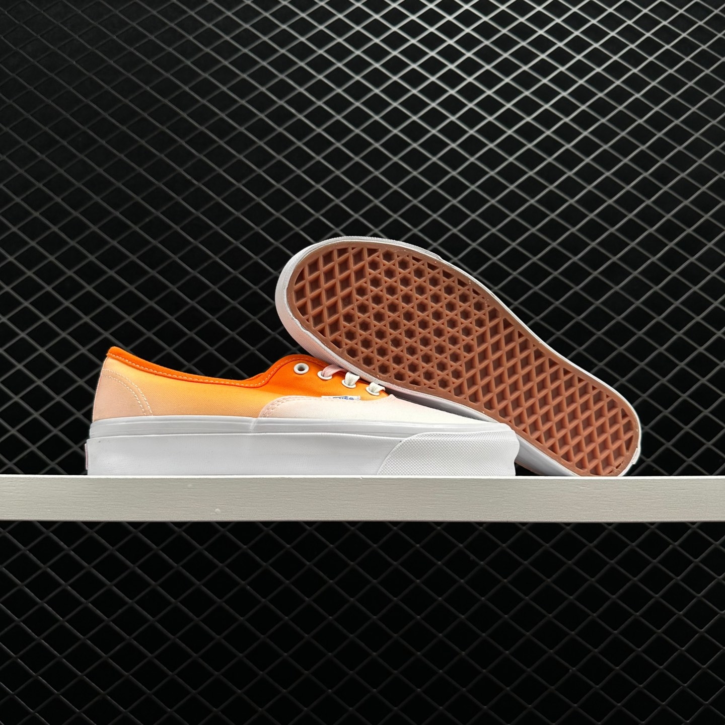 Vans OG Authentic LX Dip Dye Orange White Sneaker Vans OG Authentic LX Dip Dye Orange White Sneaker