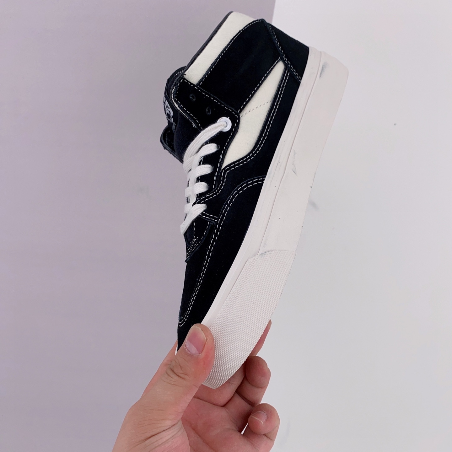 Vans Skate Half Cab '92 Black Marshmallow VN0A5KYA1KP | Classic Skater Style Vans Skate Half Cab '92 Black Marshmallow VN0A5KYA1KP | Classic Skater Style