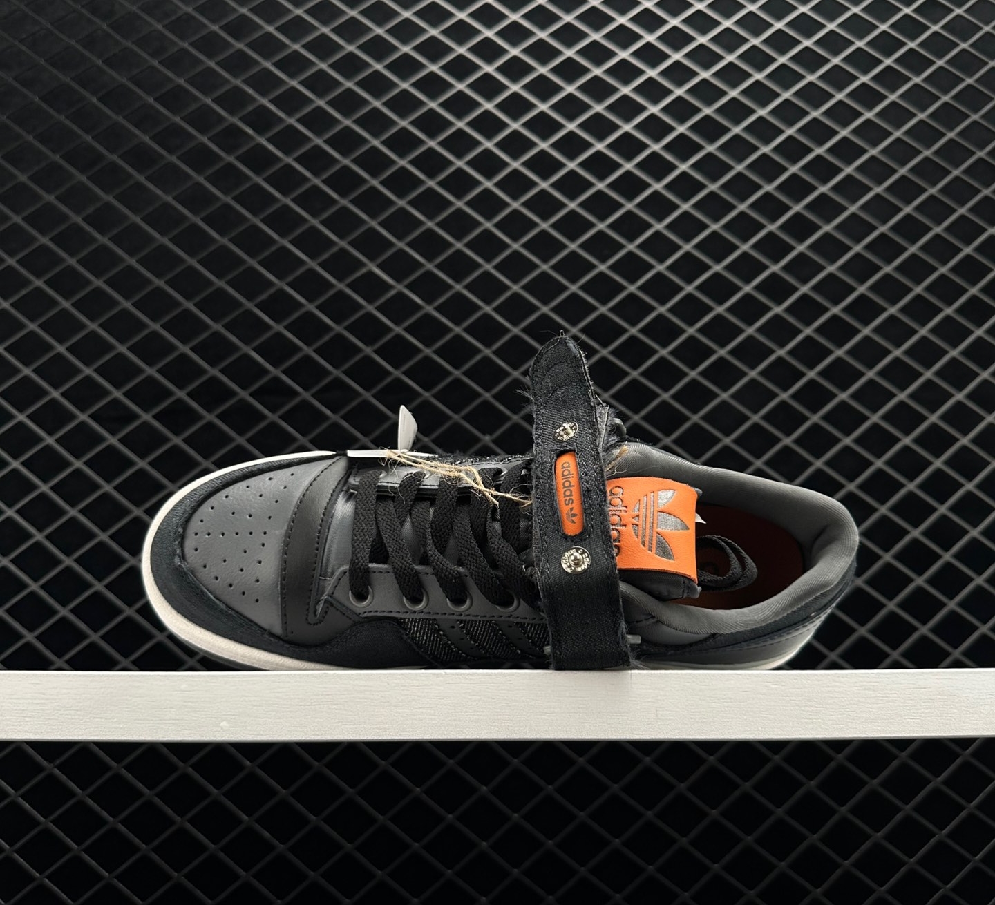 Adidas Forum Low 'Cigar Ash Denim' HQ6335 - Stylish and Versatile Sneakers Adidas Forum Low 'Cigar Ash Denim' HQ6335 - Stylish and Versatile Sneakers