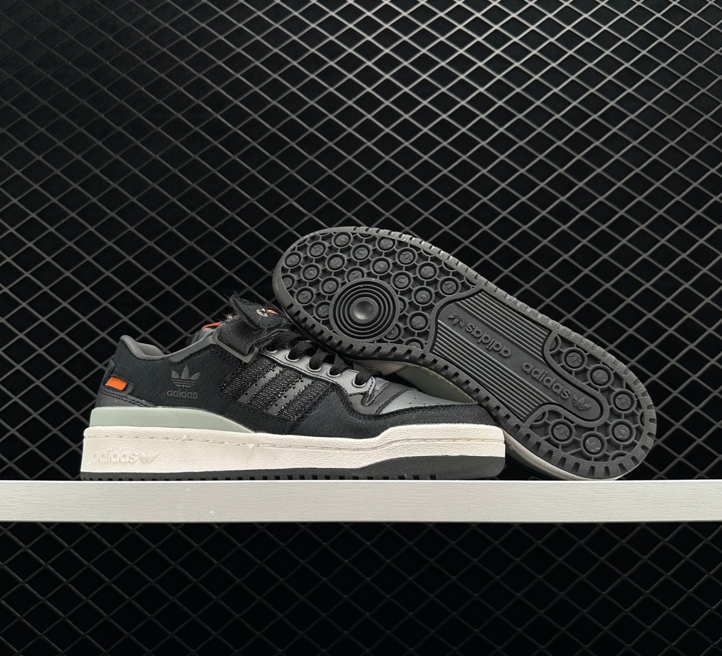 Adidas Forum Low 'Cigar Ash Denim' HQ6335 - Stylish and Versatile Sneakers Adidas Forum Low 'Cigar Ash Denim' HQ6335 - Stylish and Versatile Sneakers