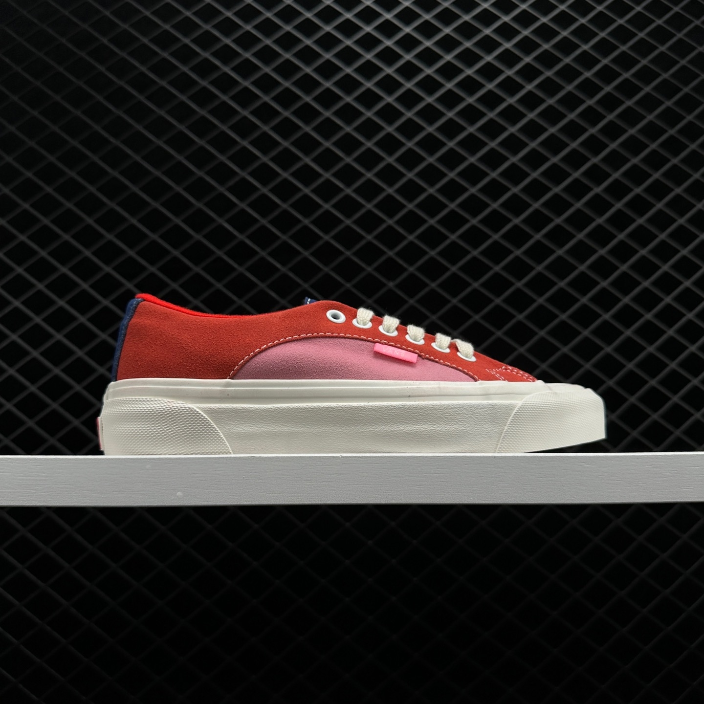 Vans Unisex Lampin 86 DX Sneakers - Red Blue Pink - VN0A7Q4R9NR Vans Unisex Lampin 86 DX Sneakers - Red Blue Pink - VN0A7Q4R9NR