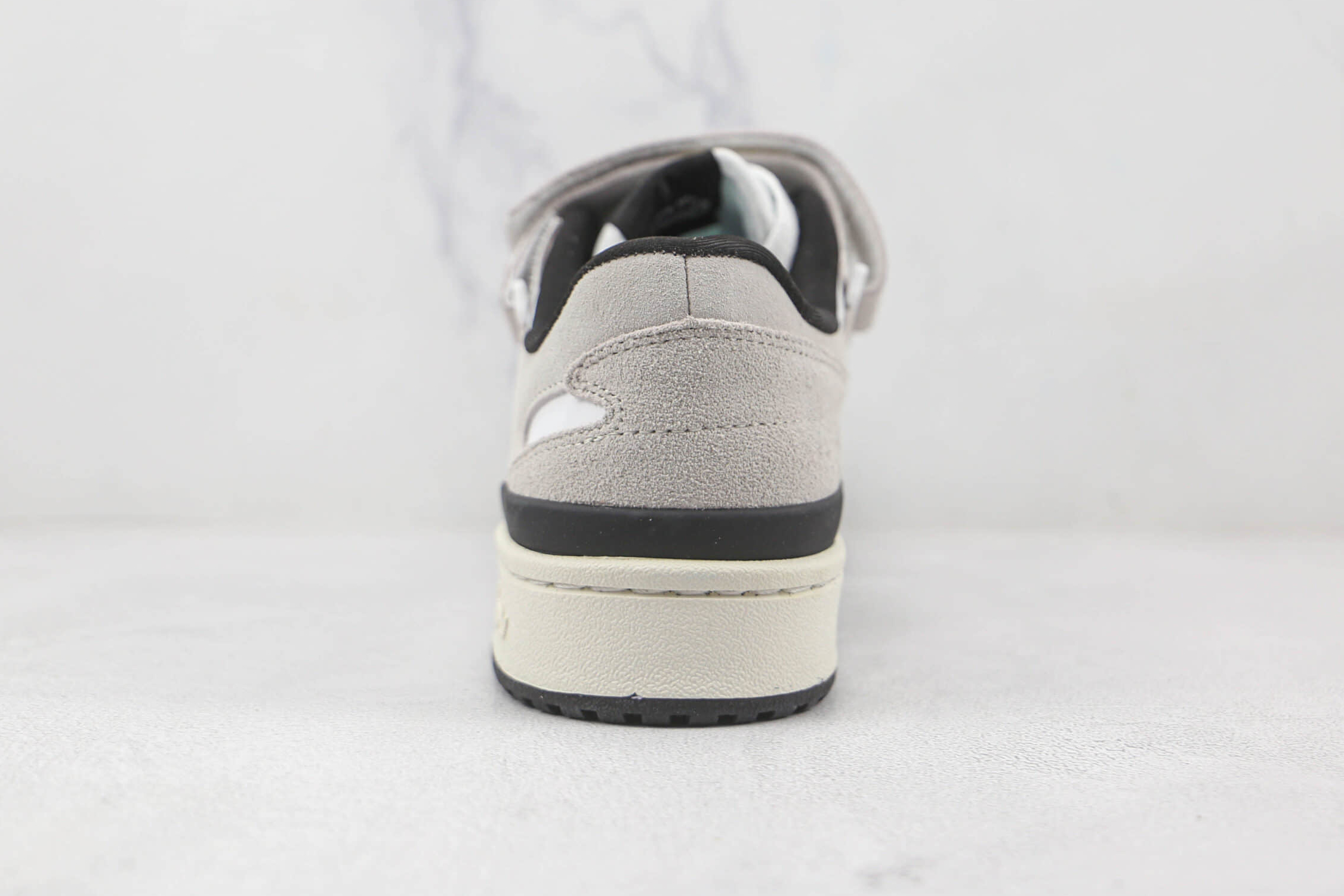 Adidas Originals Forum Low GY8203 - Modern and Stylish Footwear Adidas Originals Forum Low GY8203 - Modern and Stylish Footwear