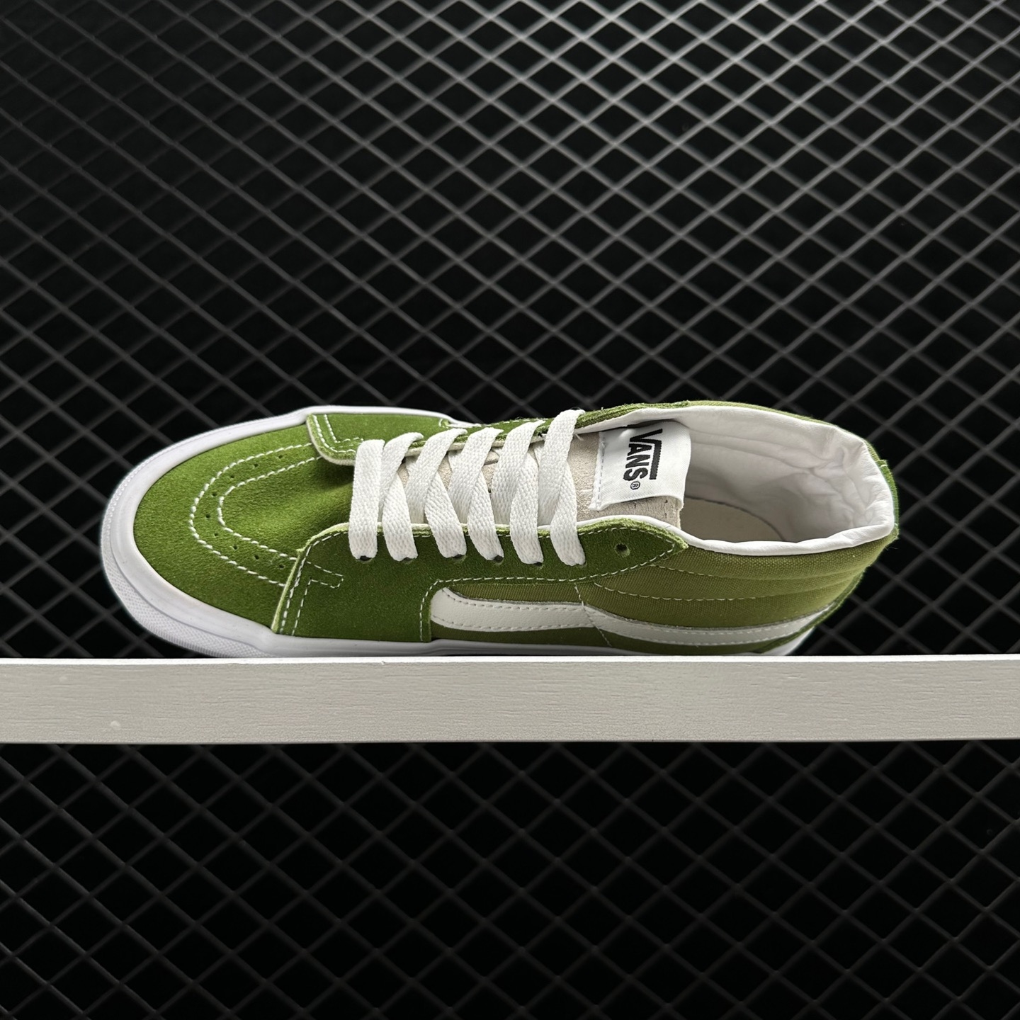 Vans Sk8 Mid Green Unisex Army Green VN0A3WM3609 - Stylish & Versatile Footwear Vans Sk8 Mid Green Unisex Army Green VN0A3WM3609 - Stylish & Versatile Footwear