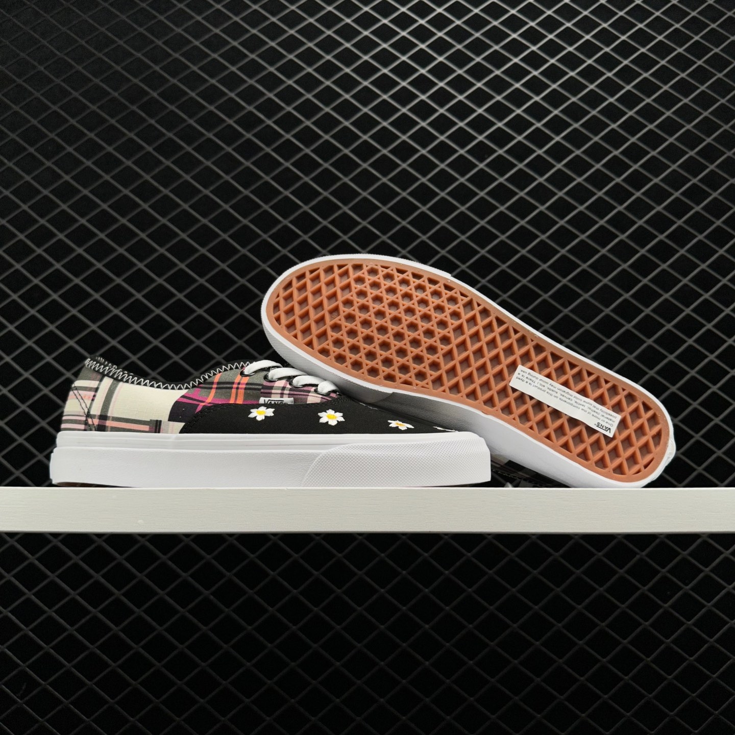 Vans Authentic Floral Plaid Patchwork Black White Sneakers Vans Authentic Floral Plaid Patchwork Black White Sneakers