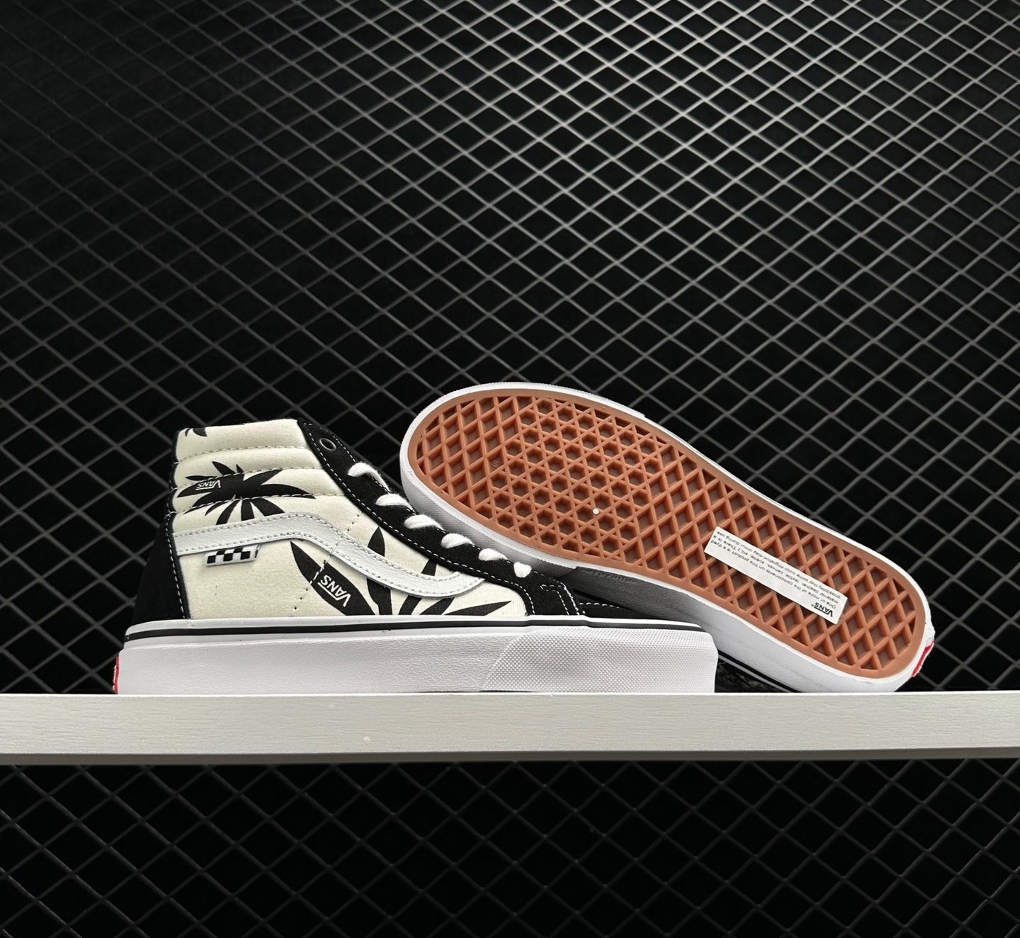 Vans SK8-HI Reissue 'Grosso 88 - Black Palms' Shoes - VN0A5KYR431 Vans SK8-HI Reissue 'Grosso 88 - Black Palms' Shoes - VN0A5KYR431