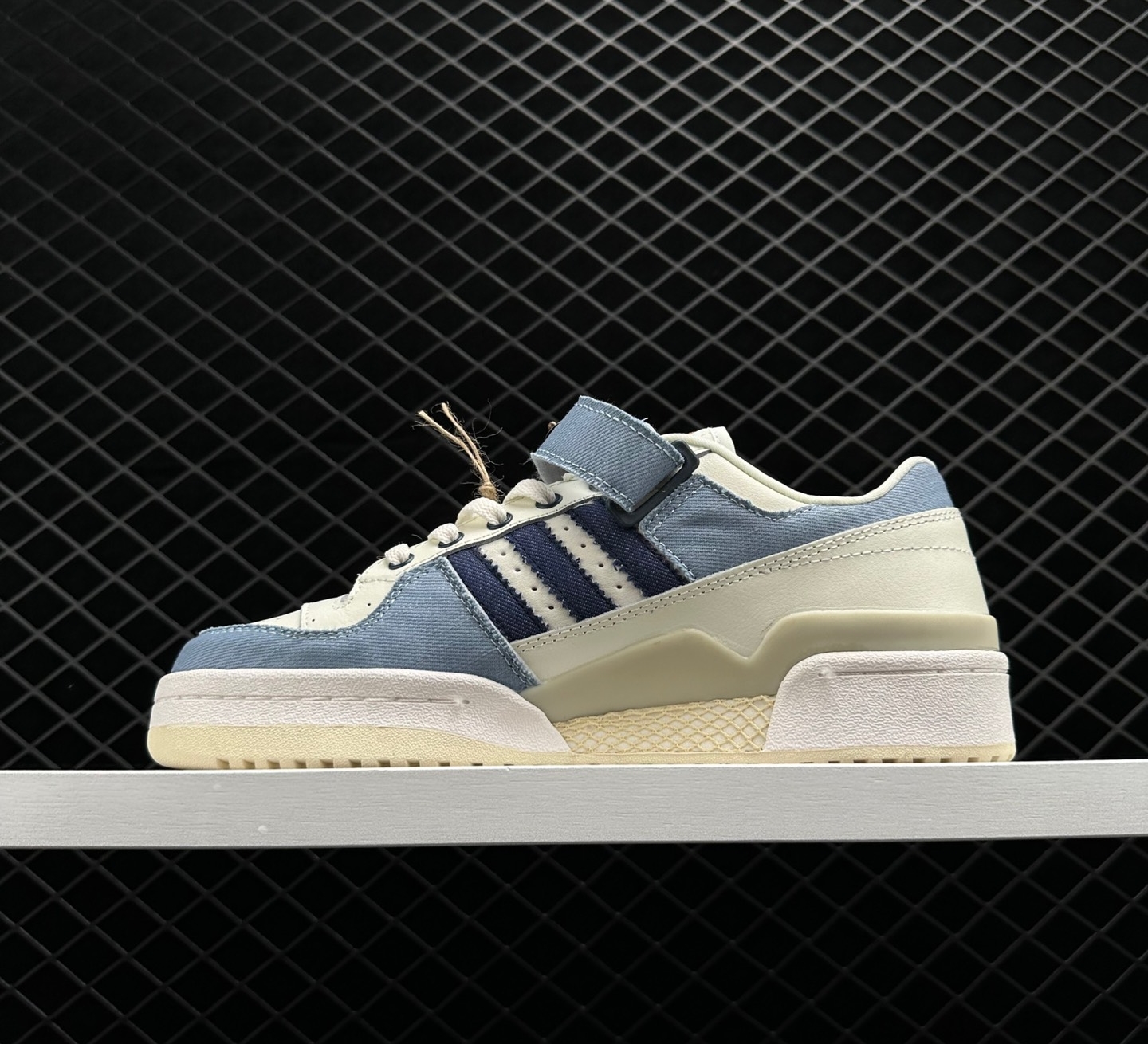 Adidas Originals Forum Low Cozy Skateboarding Shoes Unisex Denim Blue HQ6334 - Durable & Non-Slip Footwear Adidas Originals Forum Low Cozy Skateboarding Shoes Unisex Denim Blue HQ6334 - Durable & Non-Slip Footwear