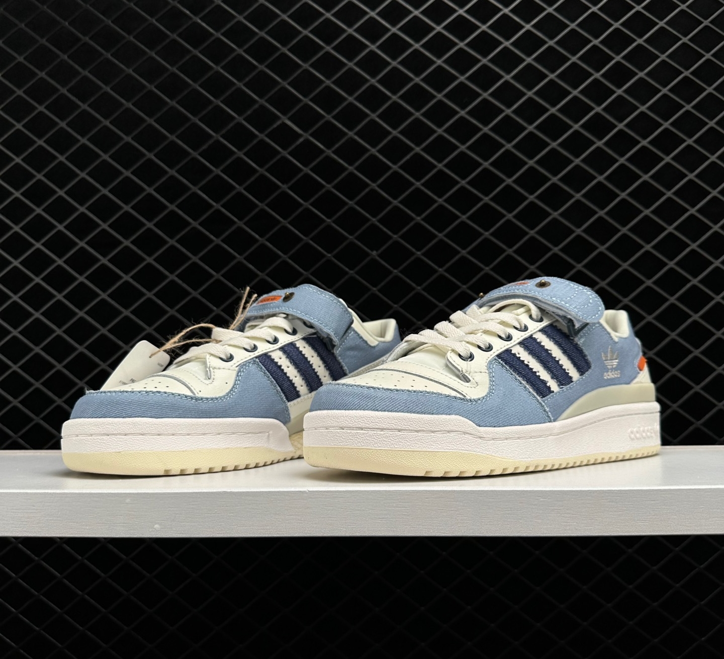 Adidas Originals Forum Low Cozy Skateboarding Shoes Unisex Denim Blue HQ6334 - Durable & Non-Slip Footwear Adidas Originals Forum Low Cozy Skateboarding Shoes Unisex Denim Blue HQ6334 - Durable & Non-Slip Footwear