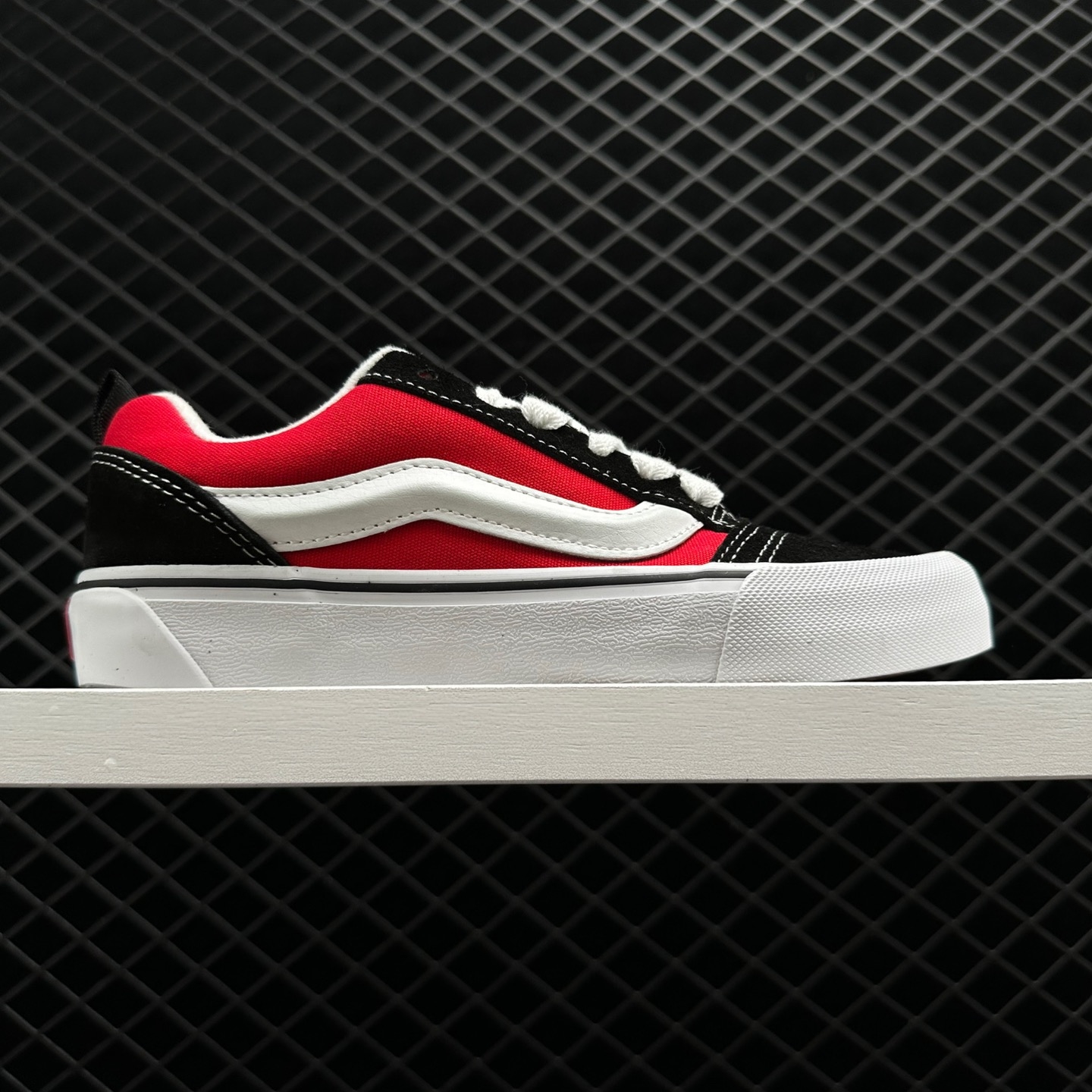 Vans Knu Skool Shoe 'Black Red' - Trendy Style for Any Occasion Vans Knu Skool Shoe 'Black Red' - Trendy Style for Any Occasion