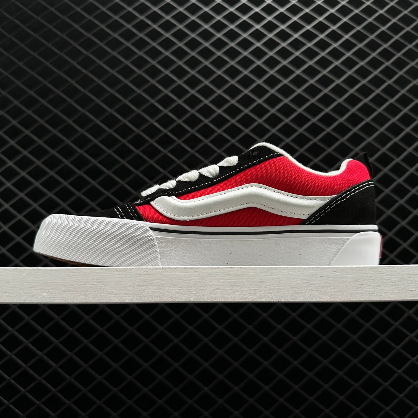 Vans Knu Skool Shoe 'Black Red' - Trendy Style for Any Occasion Vans Knu Skool Shoe 'Black Red' - Trendy Style for Any Occasion