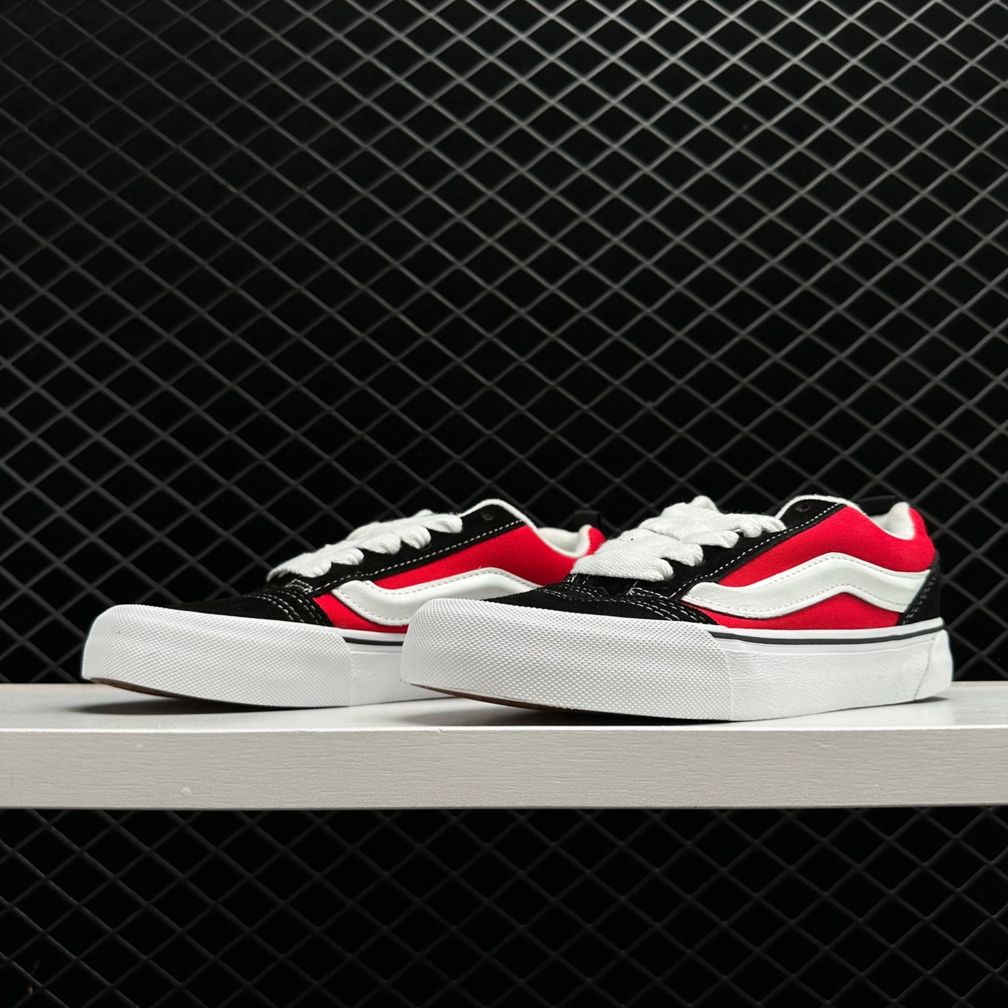 Vans Knu Skool Shoe 'Black Red' - Trendy Style for Any Occasion Vans Knu Skool Shoe 'Black Red' - Trendy Style for Any Occasion
