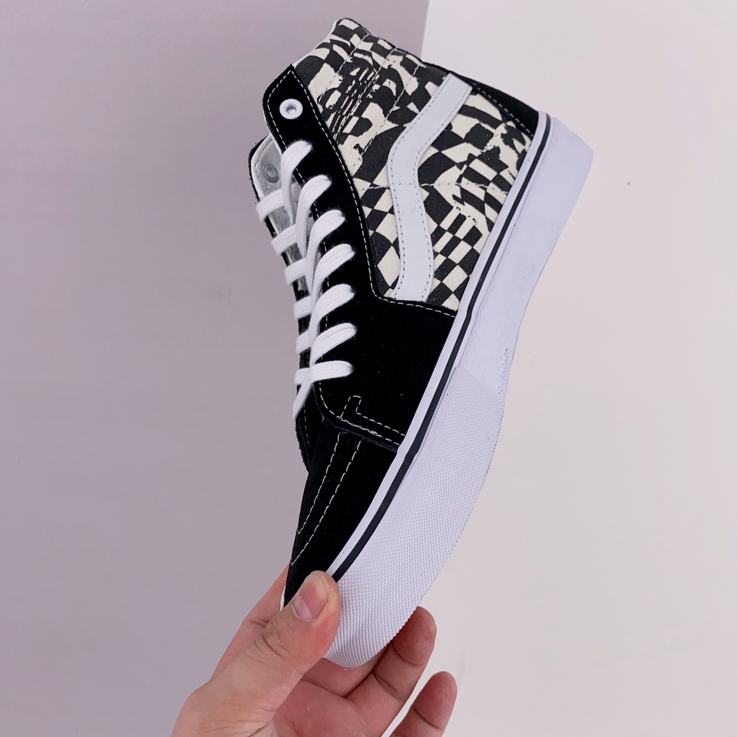 Vans SK8-HI Chessboard Black White VN0A5FCC9CU - Stylish and Classic Skate Shoes Vans SK8-HI Chessboard Black White VN0A5FCC9CU - Stylish and Classic Skate Shoes