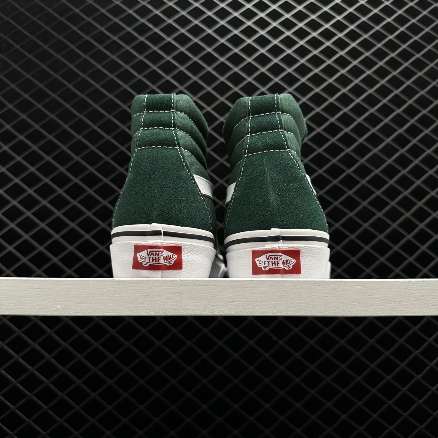 Vans SK8-HI 'Color Theory - Duck Green' VN0A7Q5NYQW | Stylish and Versatile Sneakers Vans SK8-HI 'Color Theory - Duck Green' VN0A7Q5NYQW | Stylish and Versatile Sneakers