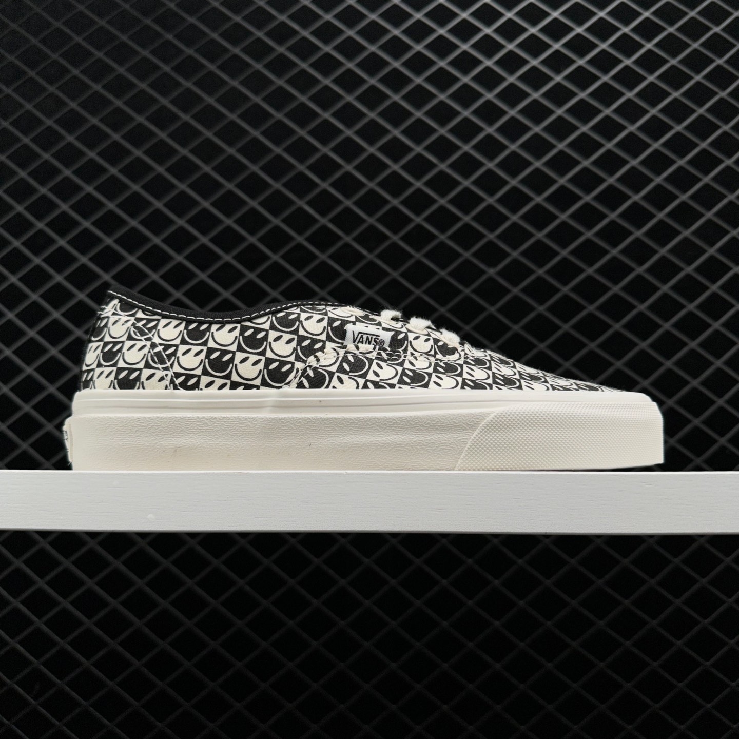 Vans CDG Print - Blanc De Blanc Authentic LX | VN0A4BV9SHM Vans CDG Print - Blanc De Blanc Authentic LX | VN0A4BV9SHM