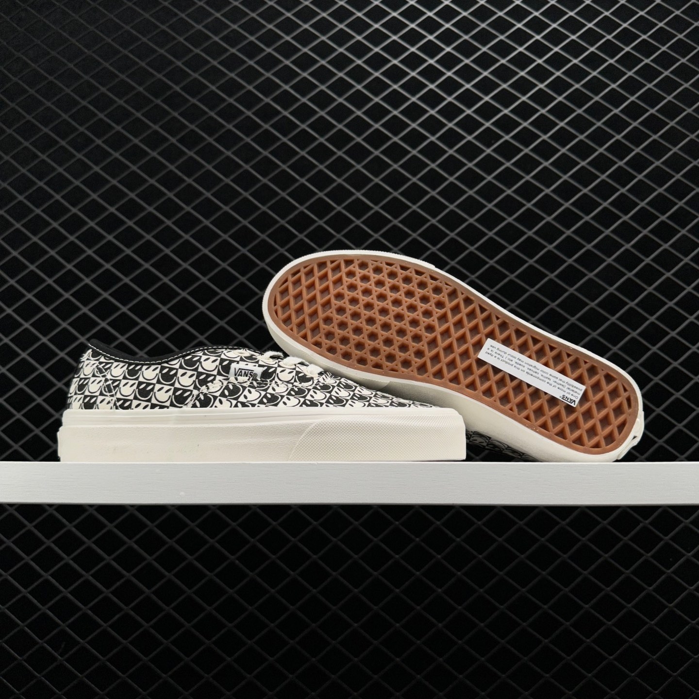 Vans CDG Print - Blanc De Blanc Authentic LX | VN0A4BV9SHM Vans CDG Print - Blanc De Blanc Authentic LX | VN0A4BV9SHM