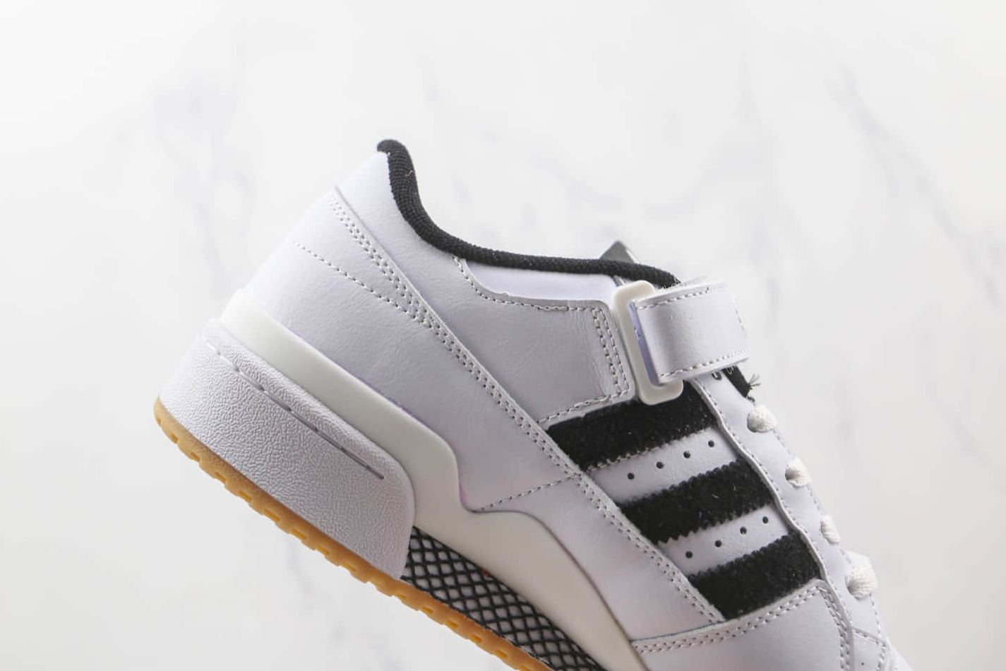 Adidas Originals Forum Low Core Black Cloud White G25813 - Latest Vintage Sneakers