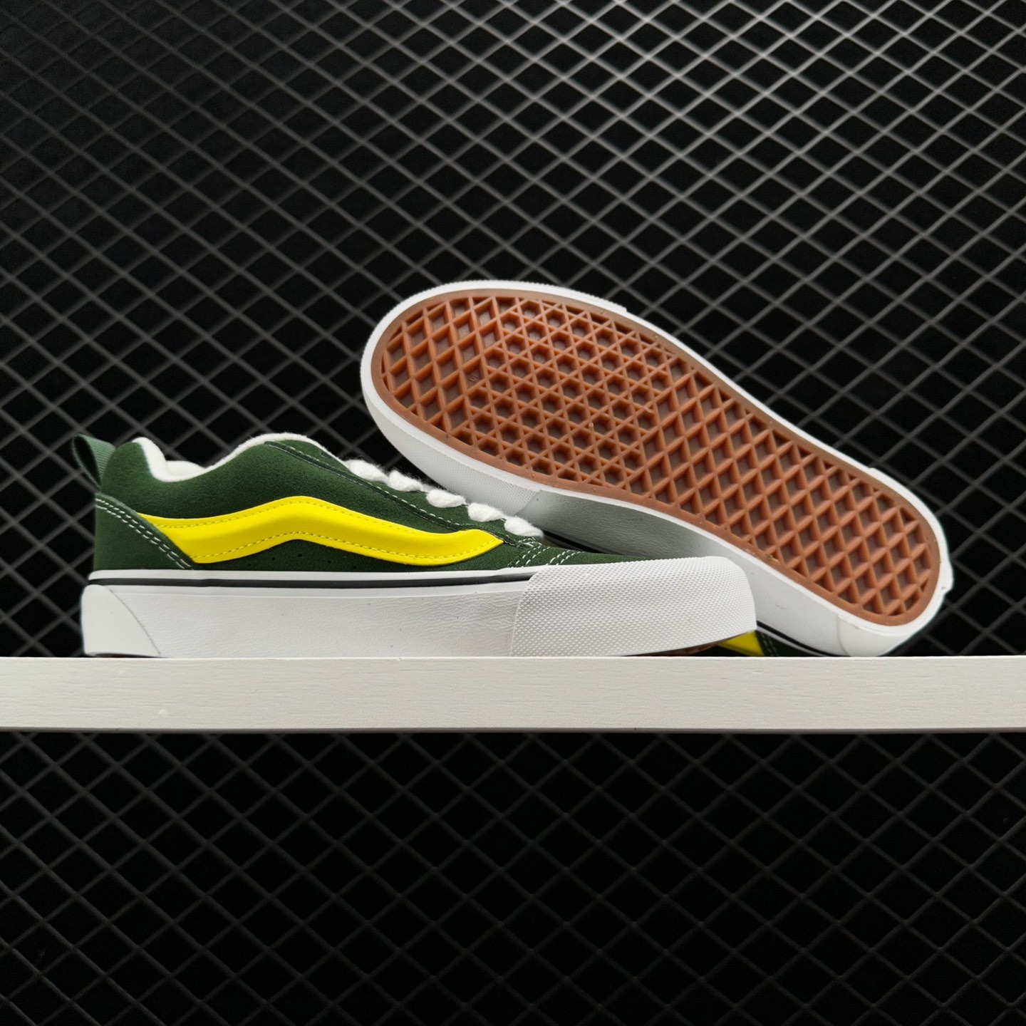 Vans Knu-Skool 'Green Yellow' VN0009QCBGN - Vibrant Sneakers for Style-Conscious Individuals Vans Knu-Skool 'Green Yellow' VN0009QCBGN - Vibrant Sneakers for Style-Conscious Individuals