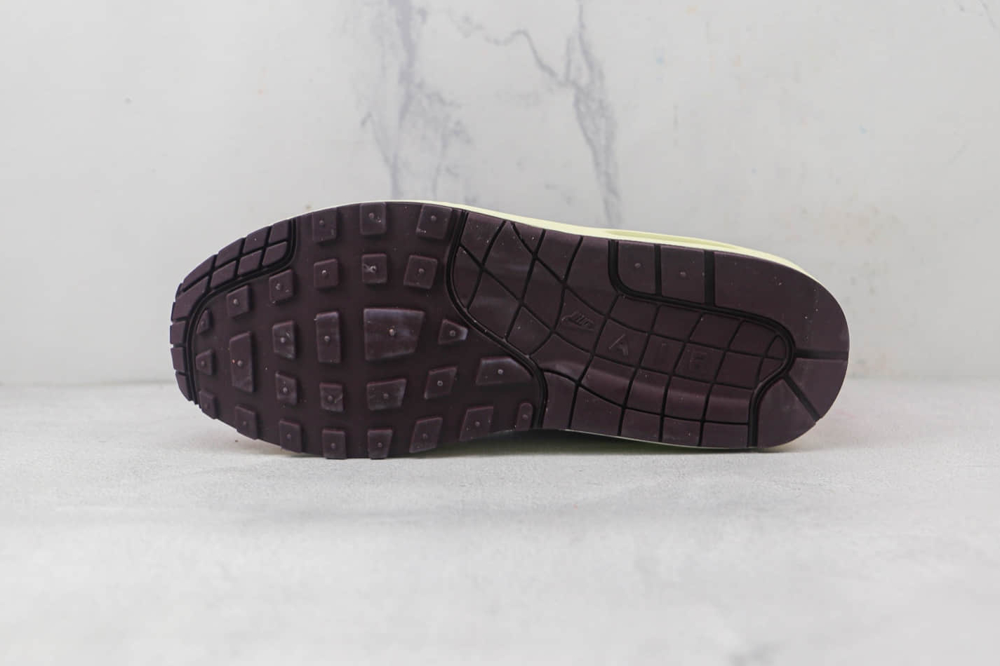 Nike Air Max 1 'Light Madder Root' DV3196-800 | Trendy Sneakers for Women Nike Air Max 1 'Light Madder Root' DV3196-800 | Trendy Sneakers for Women