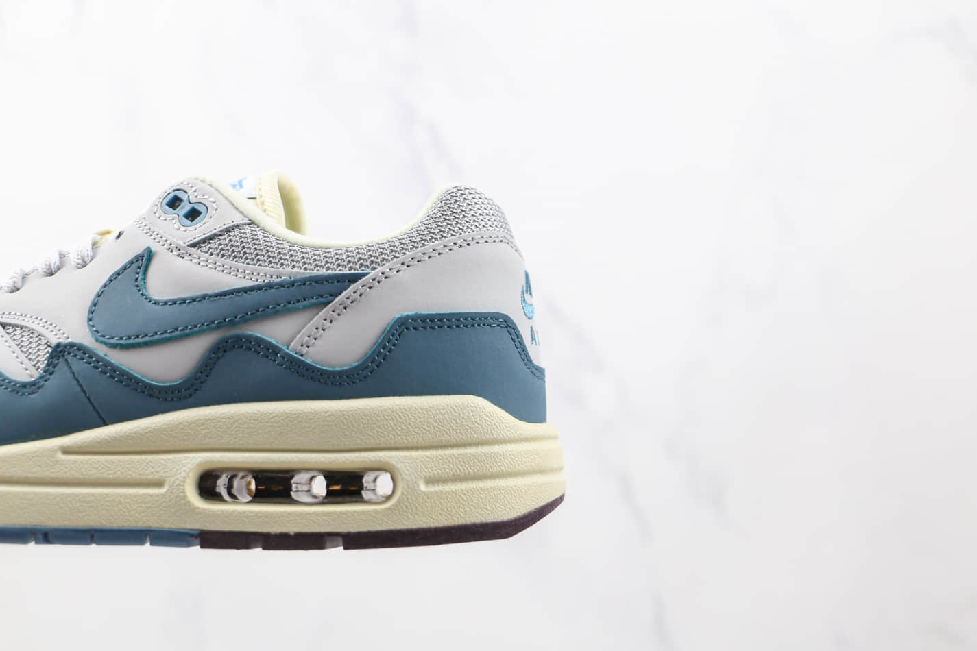 Patta x Nike Air Max 1 'Noise Aqua' DH1348-004: Stylish Collaboration with Vibrant Hues for Sneaker Enthusiasts Patta x Nike Air Max 1 'Noise Aqua' DH1348-004: Stylish Collaboration with Vibrant Hues for Sneaker Enthusiasts